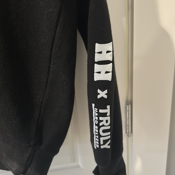 Oversized women sweatshirt from Hangover Hoodies - Picture 3 of 5